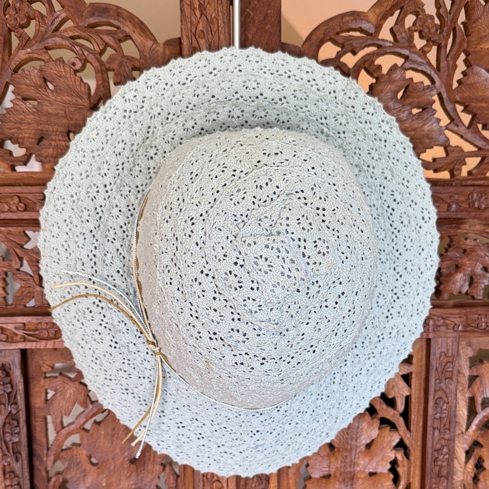 D&Y | Light Grey Eyelet Lace Sun Hat - Wide Brim Summer Fedora | Women | OS